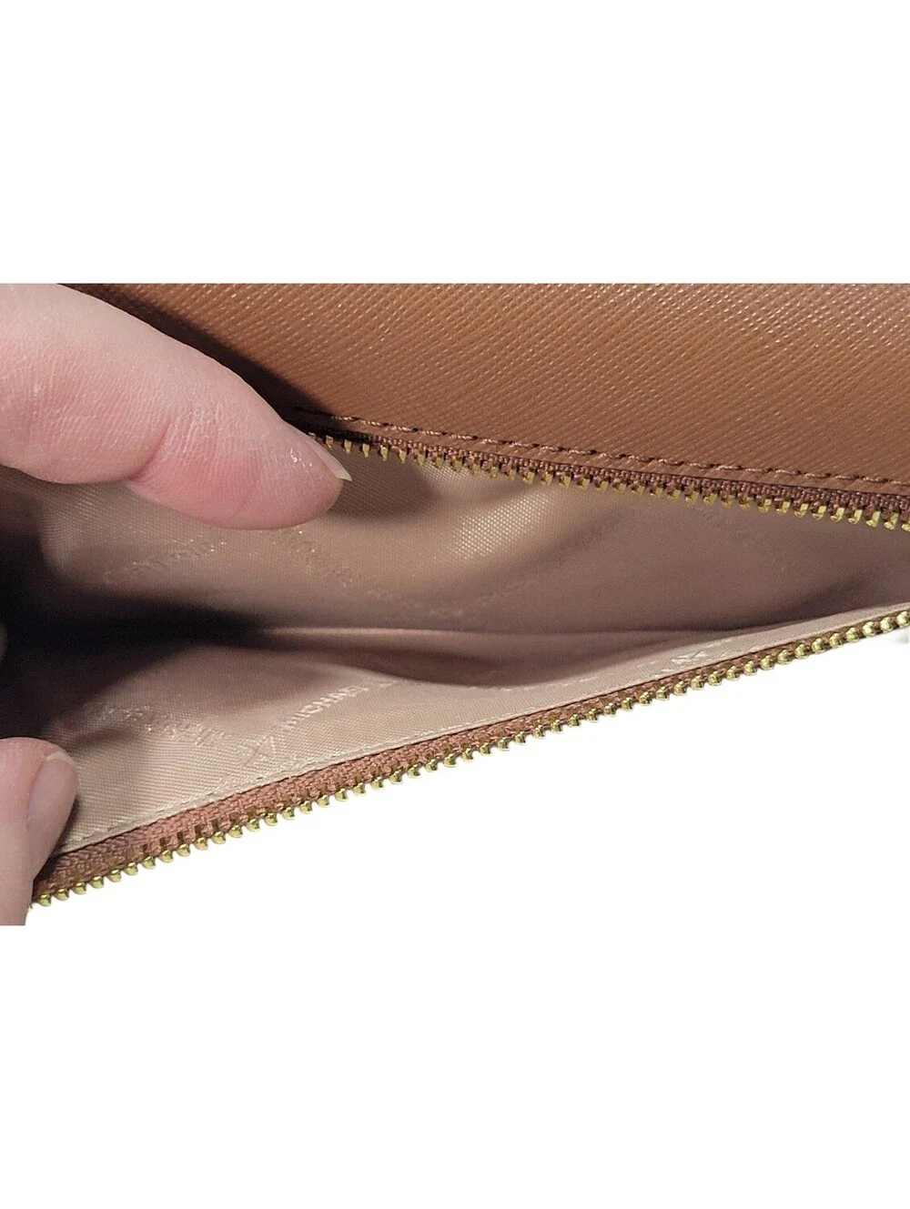 MICHAEL KORS JET SET TRAVEL LARGE TRIFOLD WALLET BROWN LUGGAGE